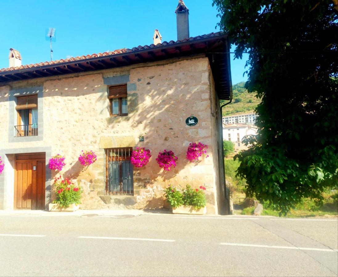 Casa Rural El Quemao Konuk evi Villoslada de Cameros Dış mekan fotoğraf
